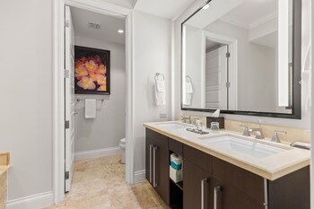 Resort View 3Br Residence,,2 star