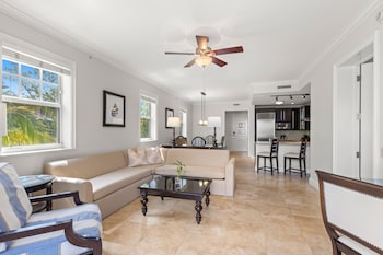 Ocean Front 2Br Residence,,2 star