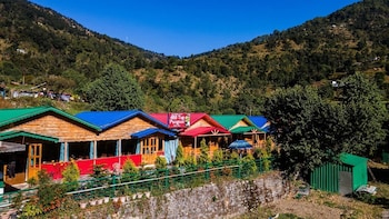 hilltop cottage pangot