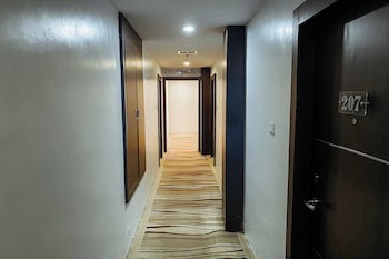 lucky star hotel near harbour bay batam