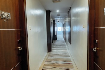 lucky star hotel near harbour bay batam