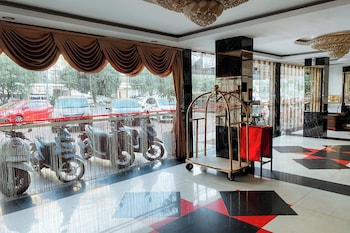 Lucky Star Hotel Near Harbour Bay Batam,,3 star