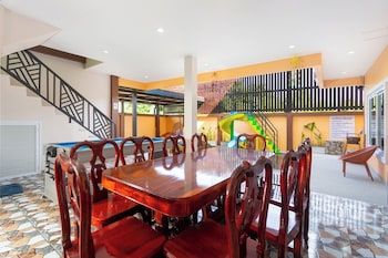 99 Pool Villa,,3 star