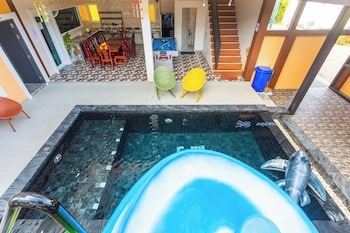 99 pool villa