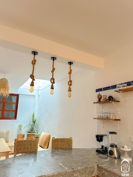 eco bay hostel