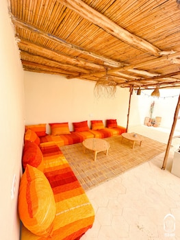 eco bay hostel