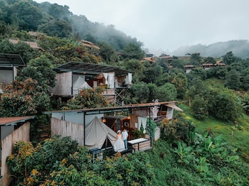 Him Suan Homestay,,3 star