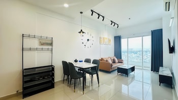charmington la pointe central suites d