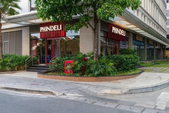 the parkview very close tsn airport