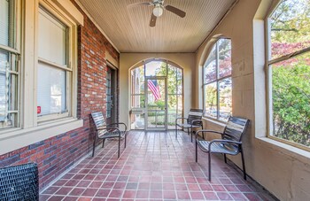 bluemoon bungalow 2 units