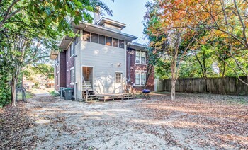 bluemoon bungalow 2 units