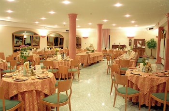 Hotel Sporting Piscina & Ristorante,,0 star