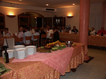 hotel sporting piscina and ristorante