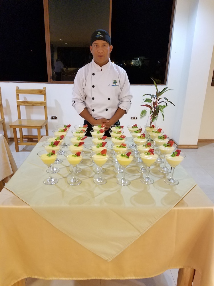 galapagos planet hotel