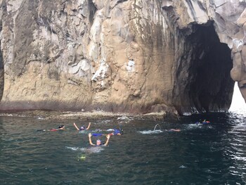 galapagos planet hotel