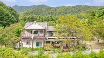 Gapyeong Hanulteo Pension,,3 star
