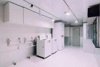Minimalist Loft 803,,3 star