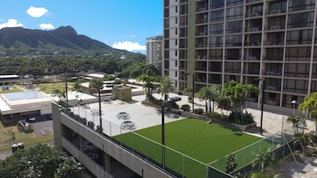 waikiki sunset 2 bedroom with diamond head view and parking