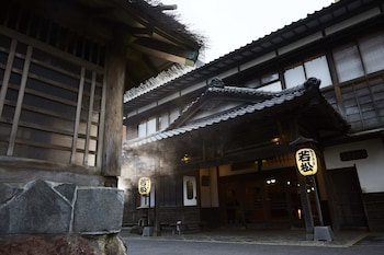 wakamatsu hot spring resort