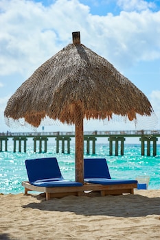 newport beachside hotel and resort