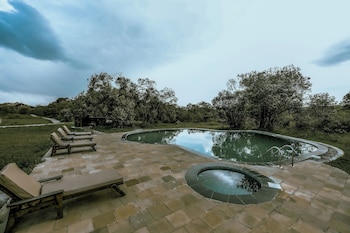 Ilora Retreats,,4 star