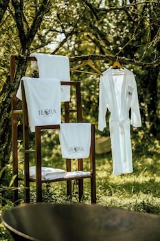 ilora retreats