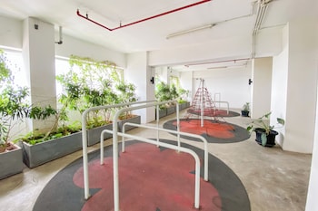 homey and restful studio grand kamala lagoon apartment