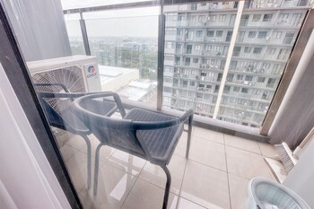 Good Deal And Cozy Studio Daan Mogot City Apartment,,3 star