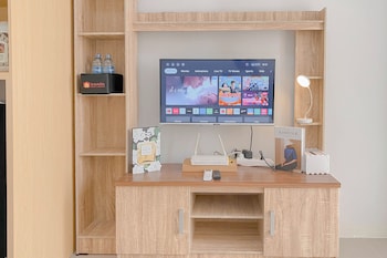 cozy studio living transpark juanda bekasi timur apartment