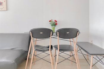 cozy studio at grand kamala lagoon apartment near mall