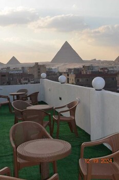 pyramids terrace hostel