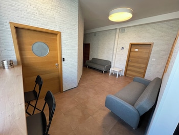 sleepandgo hostel