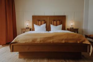 Hotel Zur Treene,Husum>>Friedrichstadt,2 star