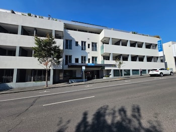 richmond central apartments
