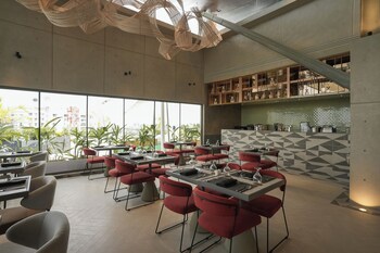 Sesaya Poshtel & Bistro,,2 star