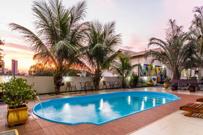 hotel holiday foz