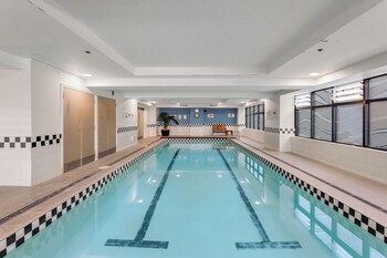 City Hideaway 1 Br Apt With Pool - Gym,,4 star