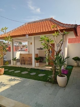 the pancoran villa