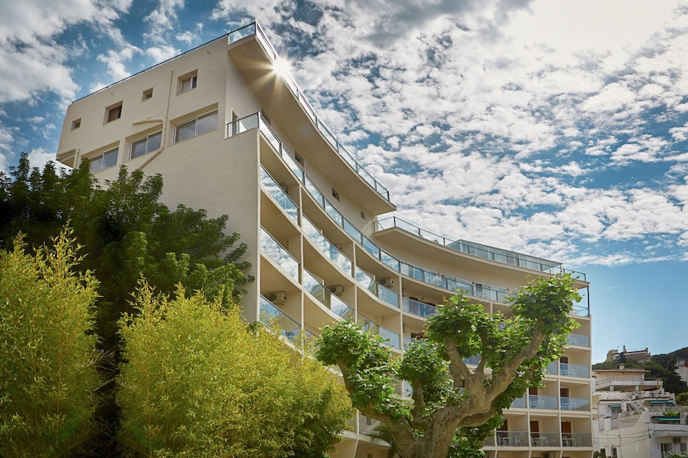 dynamic hotels caldetes barcelona