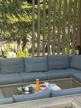monte pine chalet 1