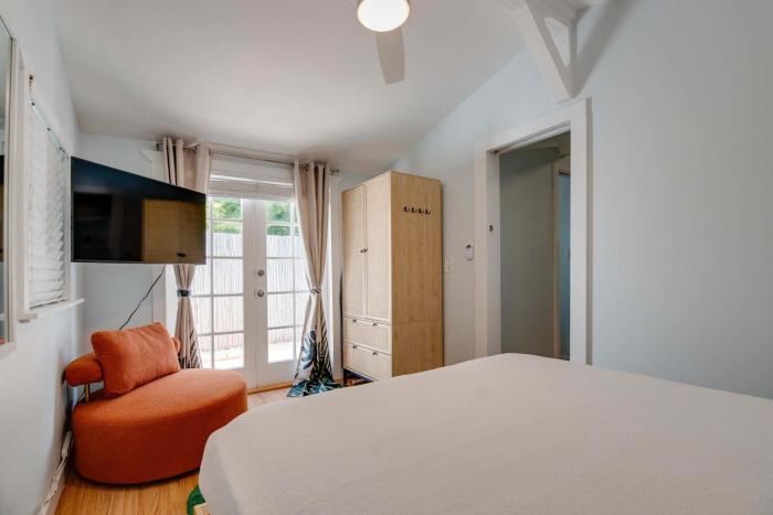 new the cottage at james house