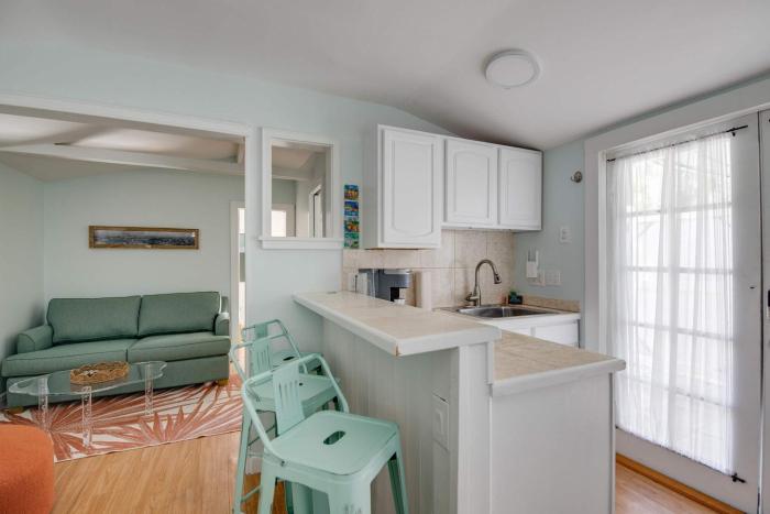 new the cottage at james house