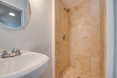 new the cottage at james house