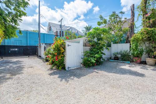 new the cottage at james house