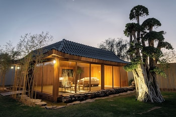 the japanese house by bridge retreats