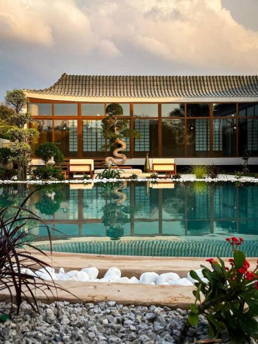 the japanese house by bridge retreats