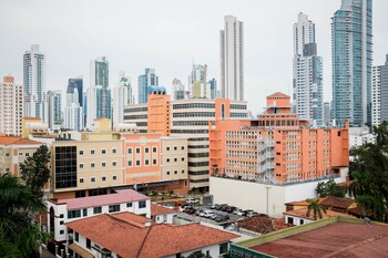 hotel latino