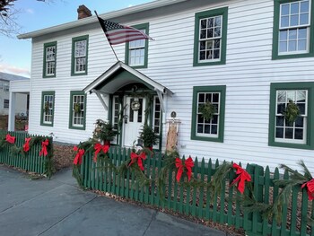 john h wallace house
