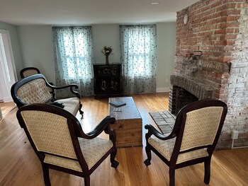 John H Wallace House,,4 star