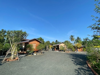 monkey cottage